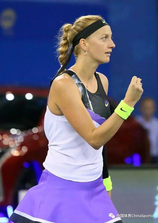 甩开身后的 甩开身后的