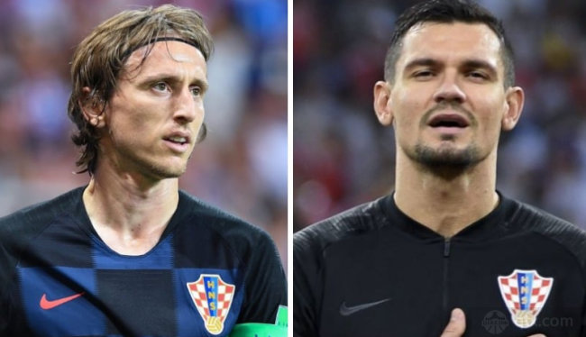 他的观点是 他的观点是