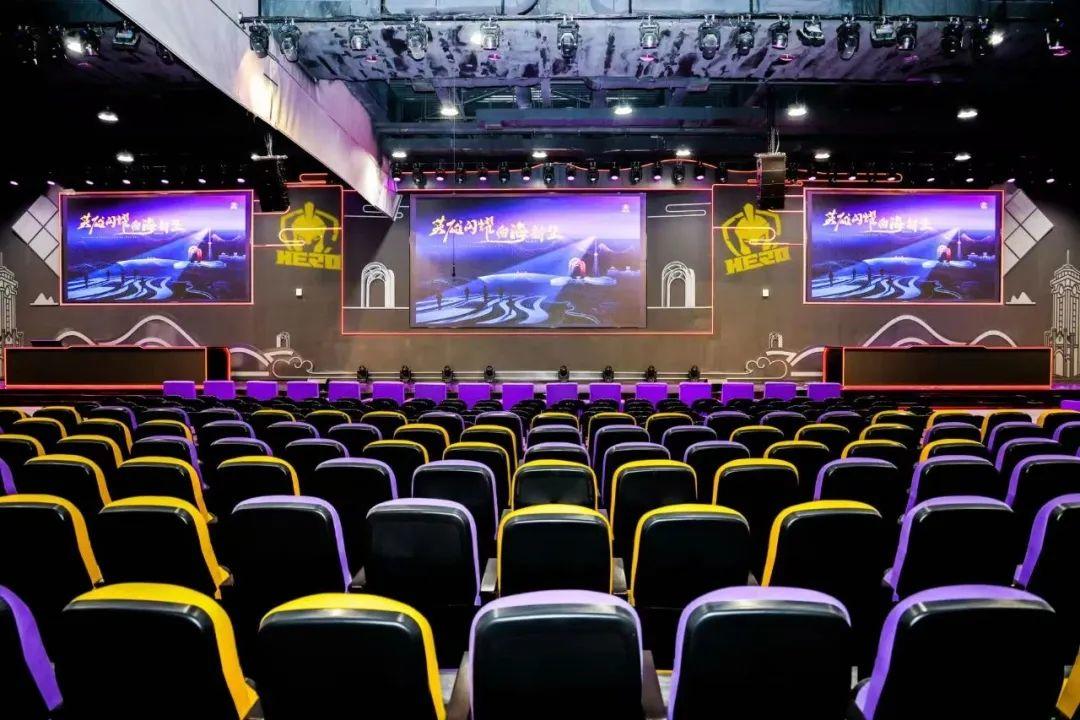 期内保持高 期内保持高