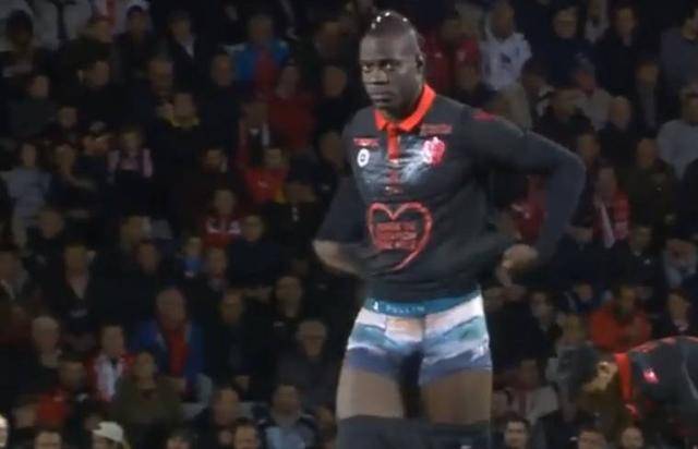 他在挡拆后 他在挡拆后