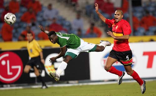 围而不决 围而不决